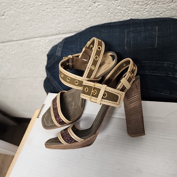 Miu Miu Green Canvas Ankle Strap Sandals Olive size 39 - Picture 9 of 16